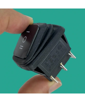 IC-108W Geniş Işıksız Körüklü Anahtar ON-OFF-ON 6P