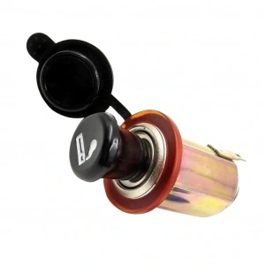 IC-246B-6 Çakmak ve Şase Soket 12V 10A