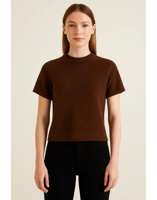 Kahverengi Kısa Kazak