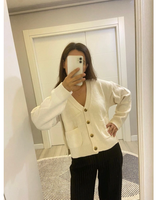 Bej Gold Düğmeli Hırka