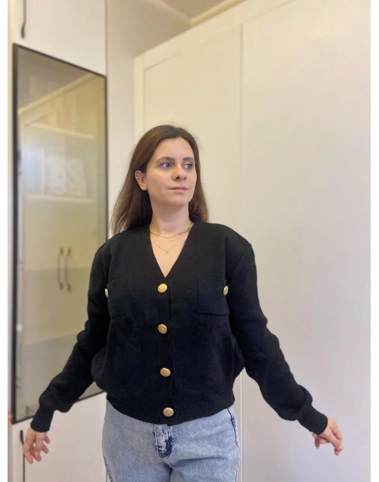 Siyah Gold Düğmeli Hırka