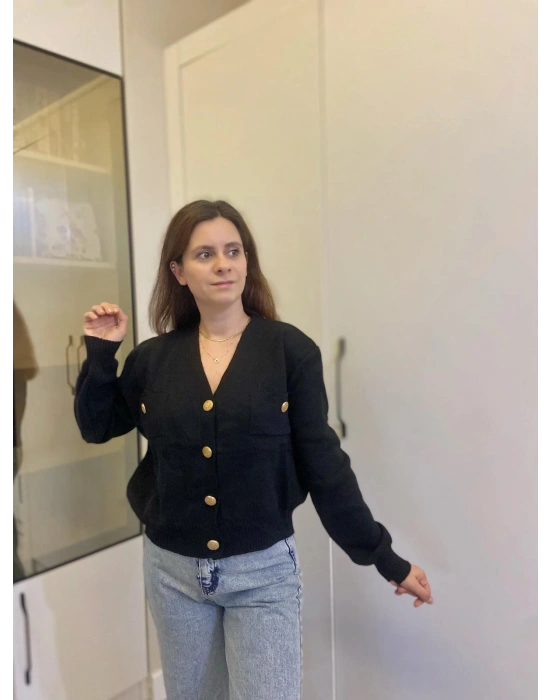 Siyah Gold Düğmeli Hırka