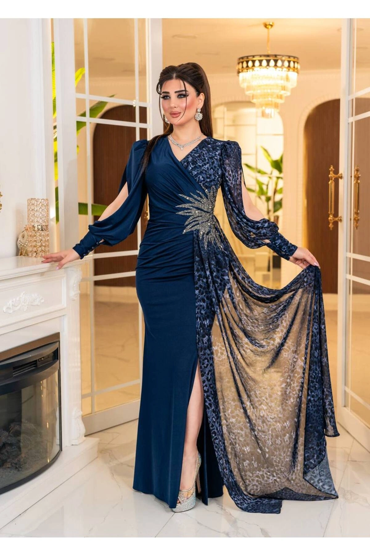 Kristal Buzi Leopar Dijital Şifon Baskılı Taş Aksesuarlı Uzun Elbise Abiye