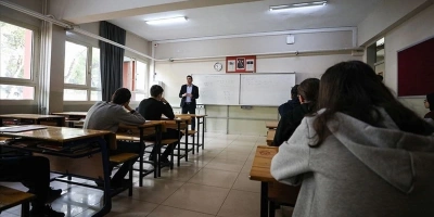 15 BİN SÖZLEŞMELİ ÖĞRETMEN ALIMI İÇİN BAŞVURULAR BUGÜN SONA ERİYOR