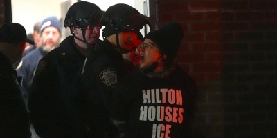 ABDDE ICE KARŞITI PROTESTOLARDA GÖZALTILAR SÜRÜYOR