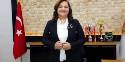 AKPLI BURCU KÖKSALIN WHATSAPP DURUMUNDA DIKKAT ÇEKEN PAYLAŞIMLAR: KADRO VE TORPIL IDDIALARI GÜNDEM OLDU