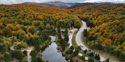 DOMANİÇ DAĞLARI SONBAHARIN RENKLERİNE BÜRÜNDÜ