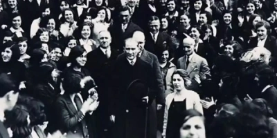 İŞ DÜNYASINDAN 29 EKİM CUMHURİYET BAYRAMI MESAJLARI