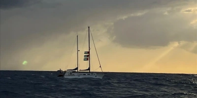 KÜRESEL SUMUD FİLOSUNA YUNANİSTAN SAR BÖLGESİNDE DRONLARLA SALDIRI YAPILDI