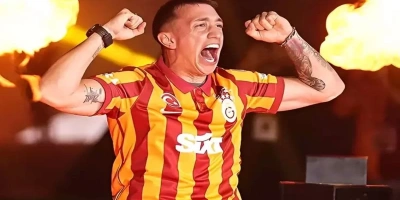 TAKIMDAN AYRILMASI BEKLENİYORDU! GALATASARAYDA BOMBA MUSLERA GELİŞMESİ