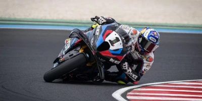 WSBK FRANSA SUPERPOLE: RAZGATLIOĞLU POLEDE , BULEGA İKİNCİ SIRADA