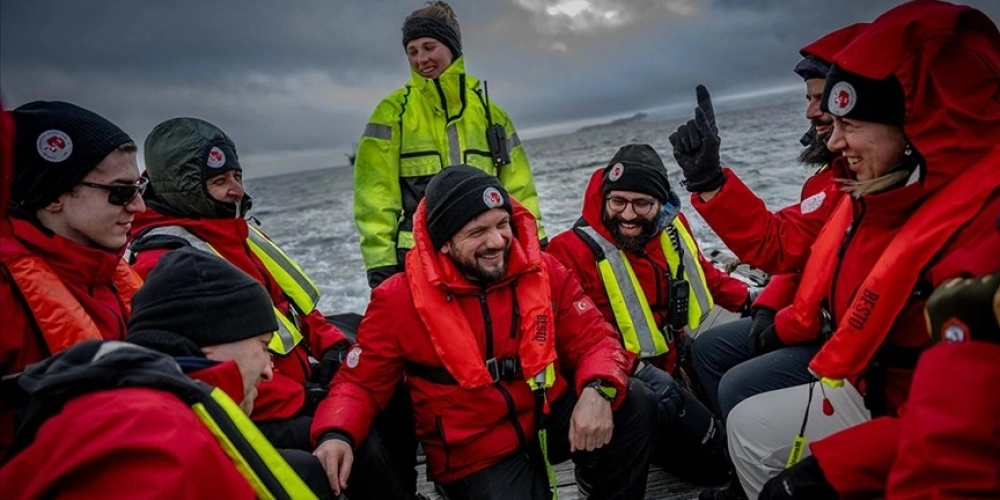 TÜRK BİLİM EKİBİ SEFERE BEYAZ KITADAN BAŞLADI