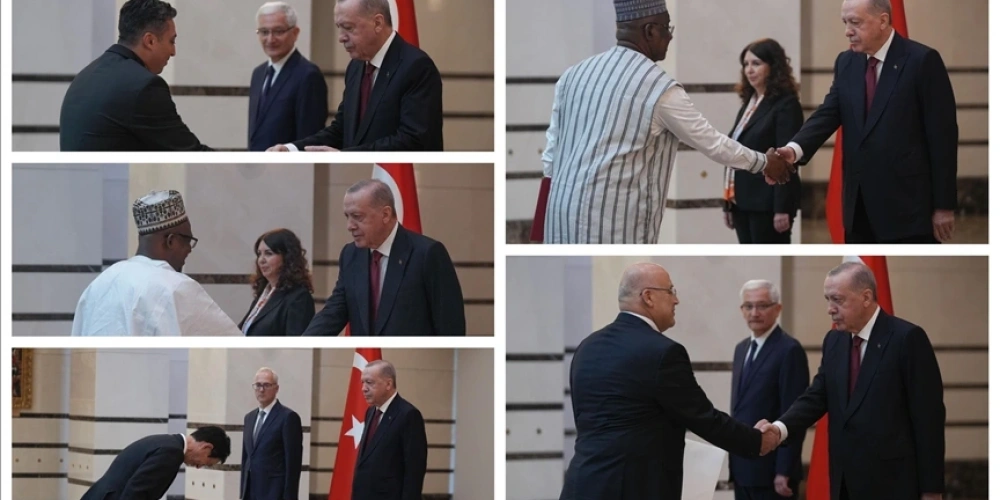 CUMHURBAŞKANI ERDOĞAN, 5 ÜLKENİN BÜYÜKELÇİSİNİ KABUL ETTİ