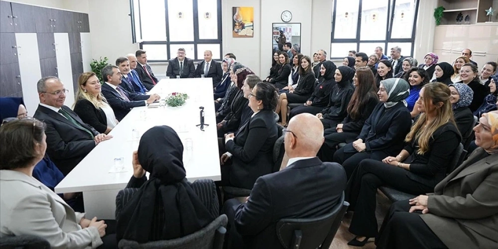 ÖĞRETMEN, ÖĞRENCİ VE VELİLER 24 KASIMI BİRLİKTE KUTLAYACAK