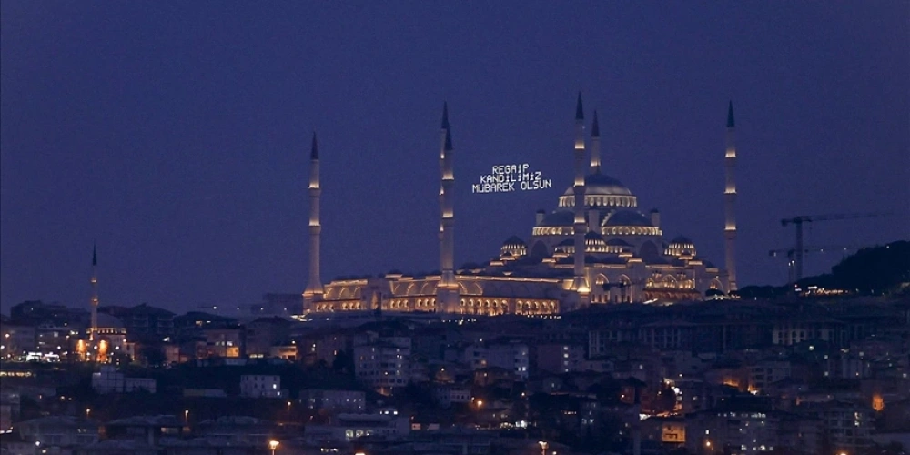 YARIN REGAİP KANDİLİ