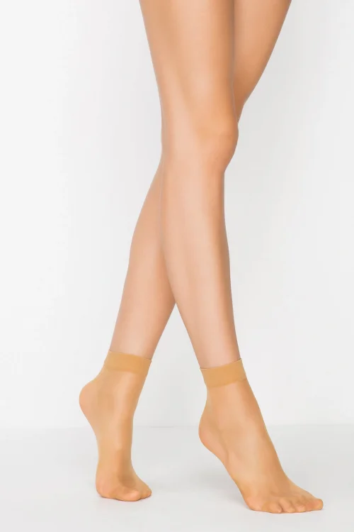 Penti Yok Gibi İnce Soket Çorap