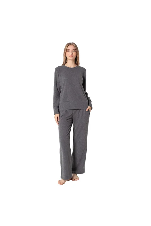 Confeo 840-847 Kadın Bi̇si̇klet Yaka Uzunkol Pi̇jama Takım