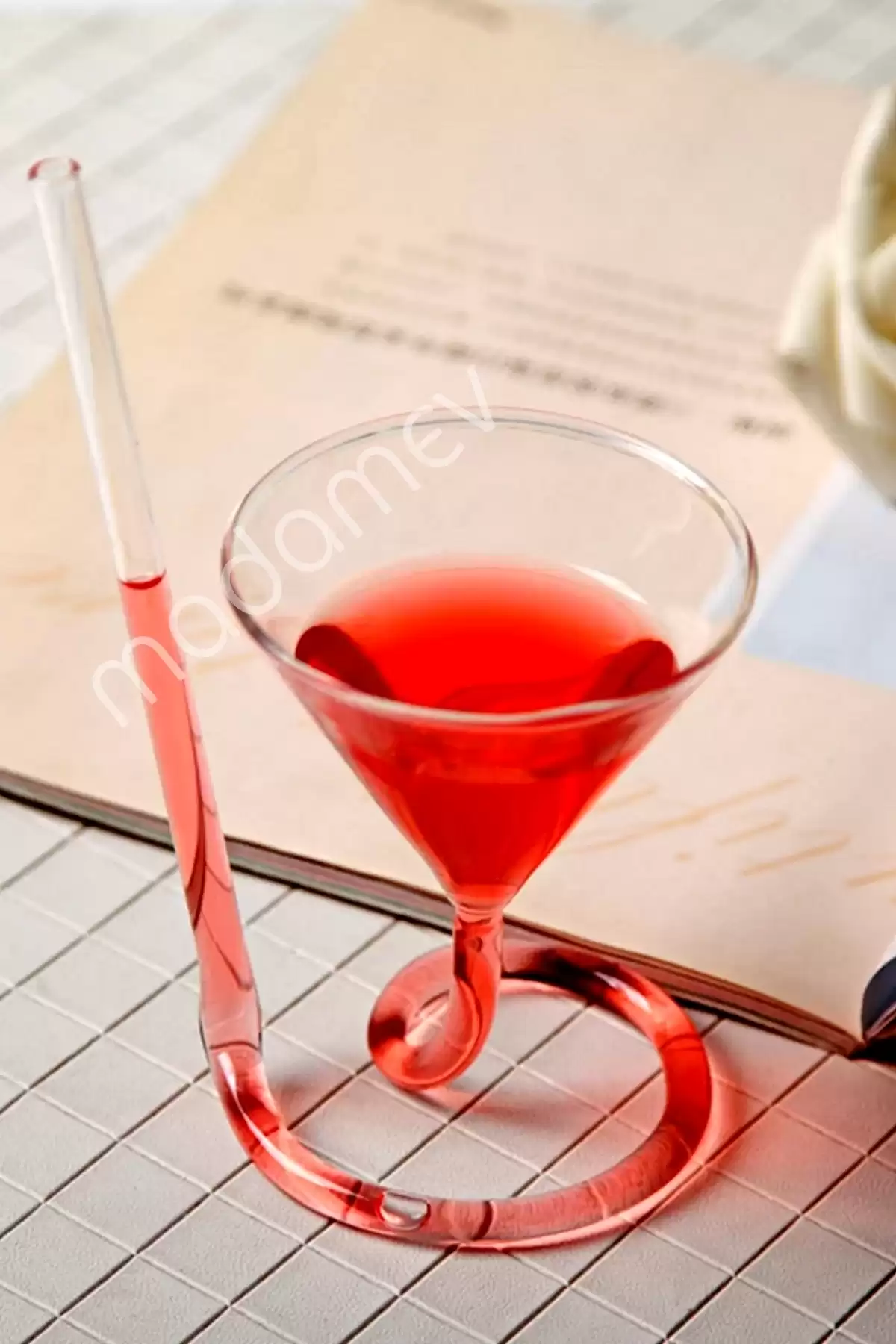 Spiral Cocktail Kendinden Pipetli Martini Kokteyl Sunum Bardağı New Stil Cam Meşrubat İçki Bardağı