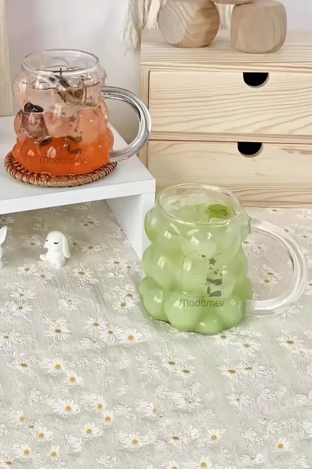 Kulplu Üzüm Tanesi Boncuk Şekilli Borosilikat Bardak 350ml Isıya Dayanıklı Kahve Sunum Bardağı