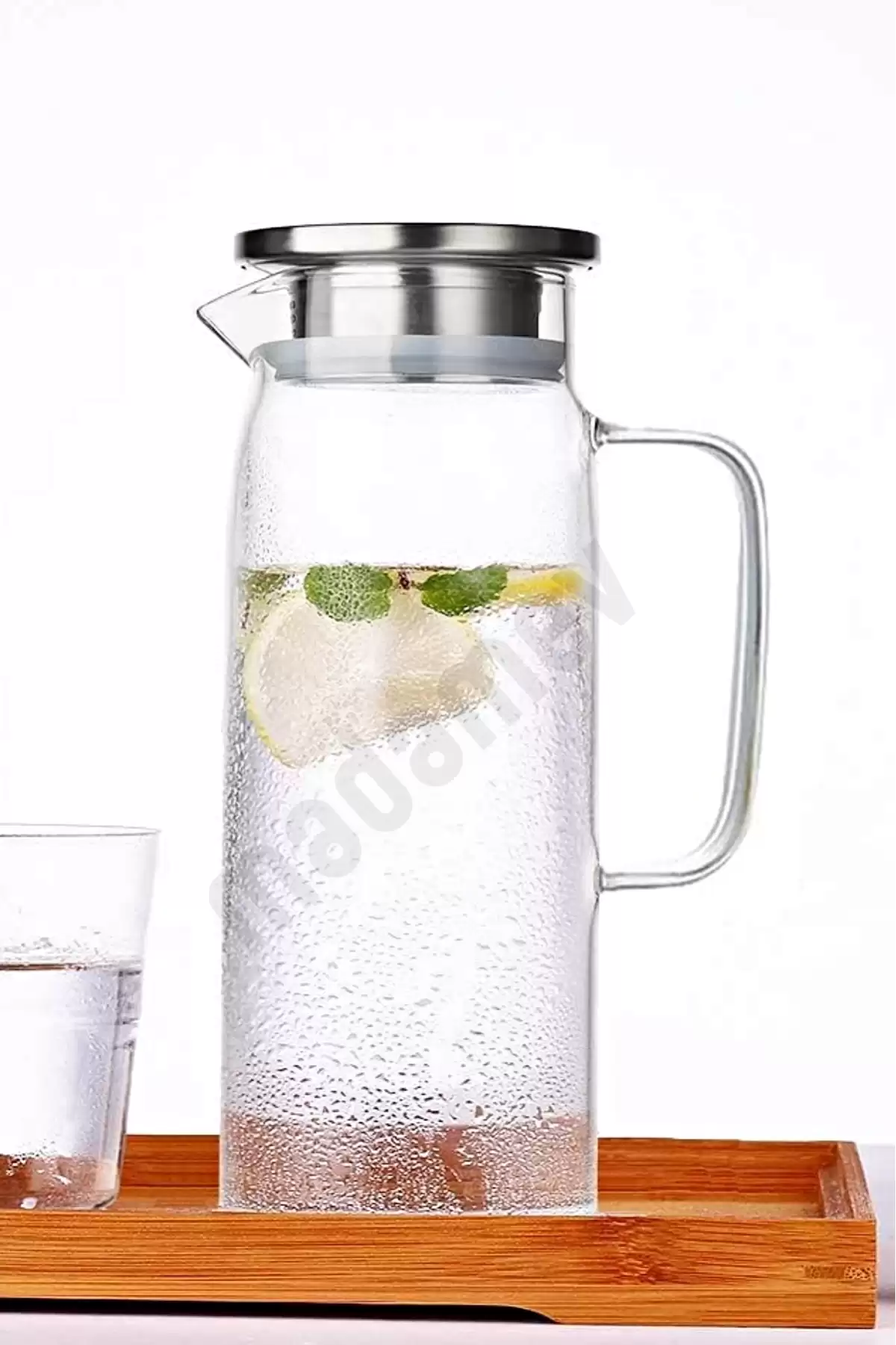 Borosilikat Cam Sürahi Kulplu Çelik Kapaklı Soğuk Sıcak Kokteyl Meşrubat Karaf Cam Sürahisi 1500 ml
