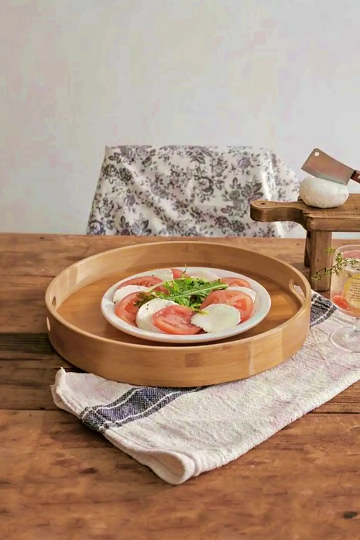 Yuvarlak Bambu Tepsi Orta Boy Kahvaltı Çay Kahve Servis Sunum Tepsisi Darke Kitchen Kulplu Tepsi