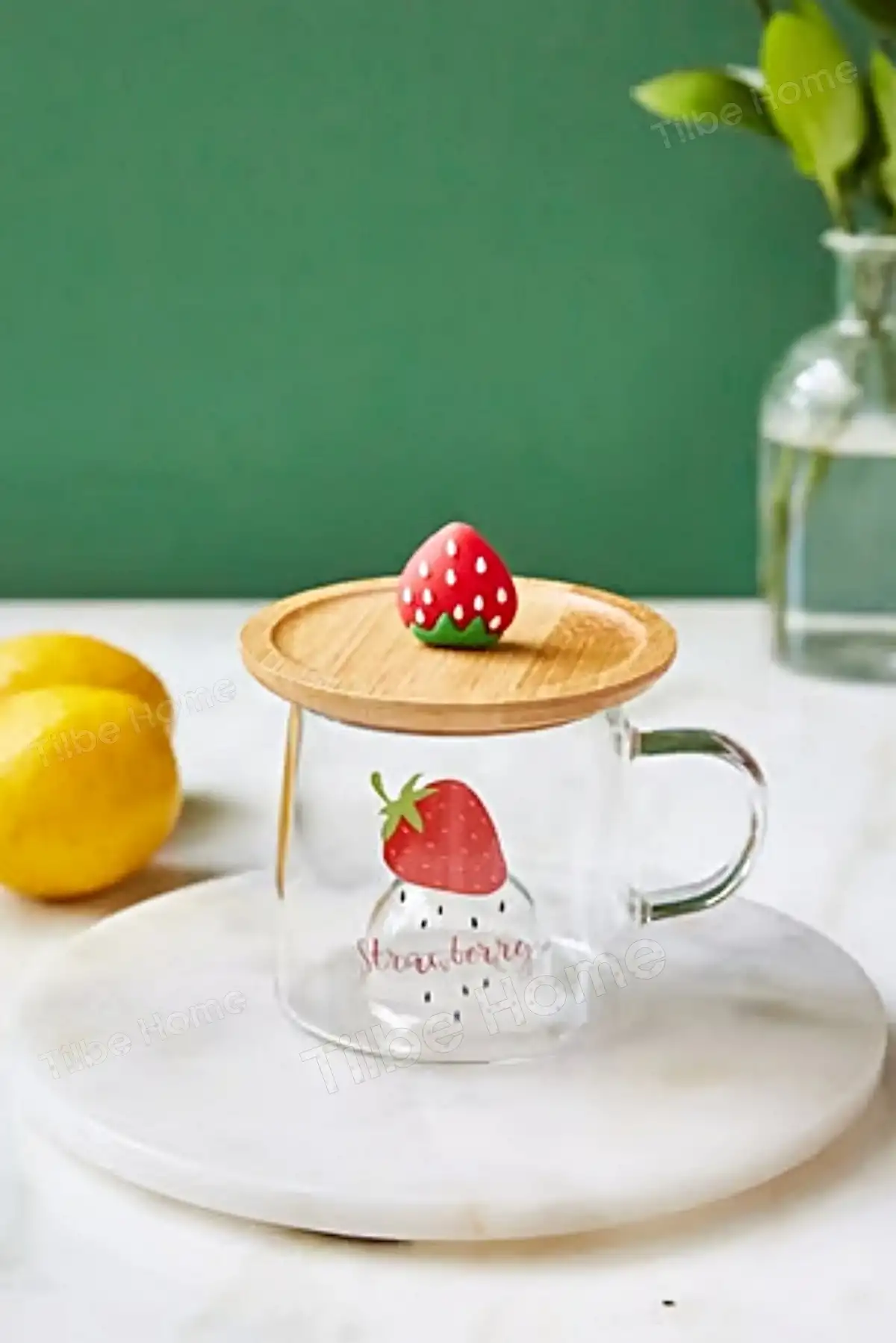Çilek Meyve Figürlü Cam Bardak Bambu Kapaklı Baskılı Meşrubat Kupası Termisil Çay Bardağı 280 ml.