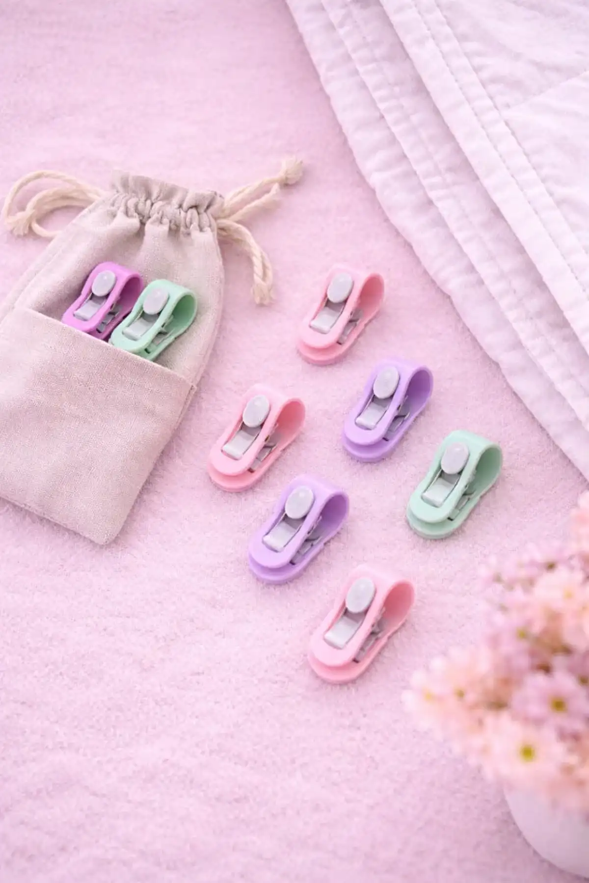 Yorgan Nevresim Sabitleme Çarşaf Perde Tül Sabitleyici Tutucu Organizer Klips Tutucu Aparat