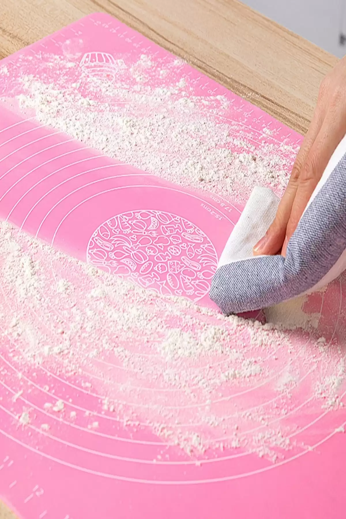 Silikon Hamur Matı Hamur Açma Pasta Fırın Altlığı Matı Ölçülü Hamur Yoğurma Pembe Büyük Boy 65X45
