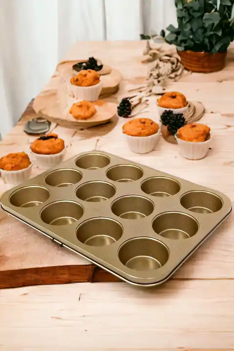 Muffin Kalıbı 12li Kek Kurabiye Cupcake Muffin Kalıbı Fırın Kapsül Tepsi Granit Kaplama Soft Gold