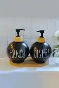 2’li Hands Dishes Soft Siyah Dekoratif Mutfak Banyo Sıvı Cam Sabunluk Seti 550ml Bambu Stantlı Set - Görsel 2