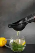 Lüks Döküm Limon Portakal Narenciye Sıkacağı Paslanmaz Siyah Dayanıklı Çok Pratik Mutfak Aleti - Görsel 4