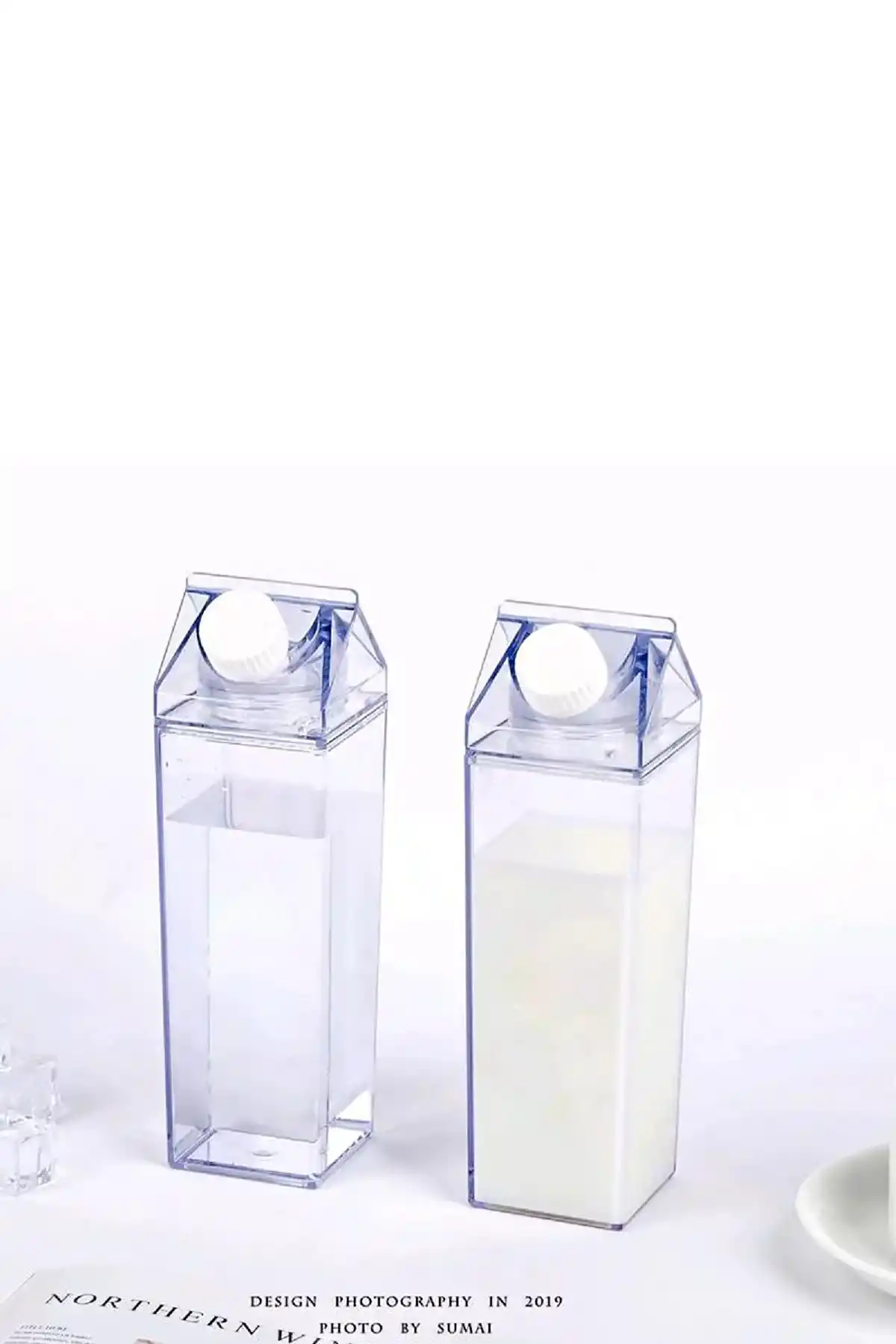 2li Lüx Mika Süt Kutusu Kapaklı Su Kahve İçecek Şişesi Şeffaf Gıda Sınıfı Kahve Sunum Bardağı 500ml