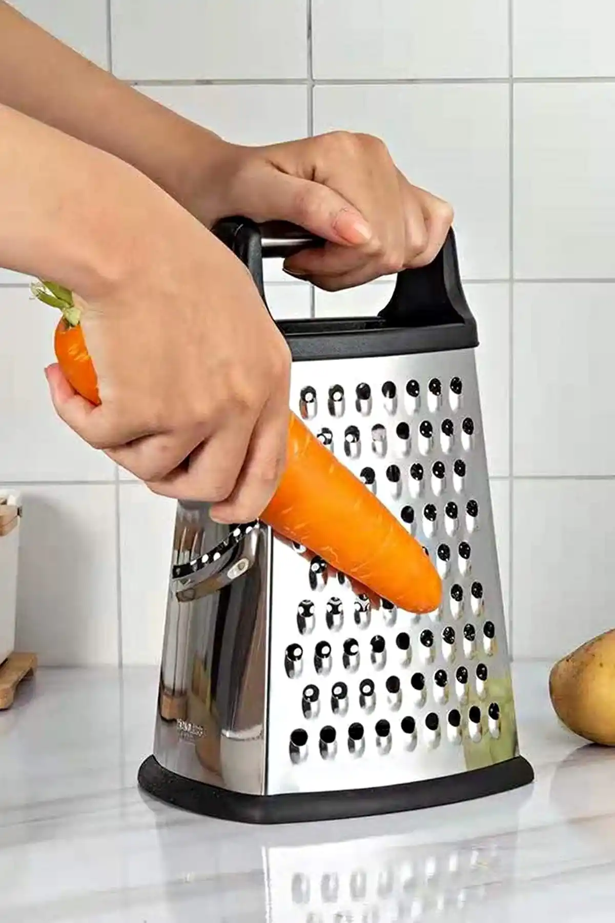 2li Büyük Boy Çelik Rende Silikon Tabanlı 4 Fonksiyonlu Sarımsak Peynir Sebze Doğrayıcı Rende