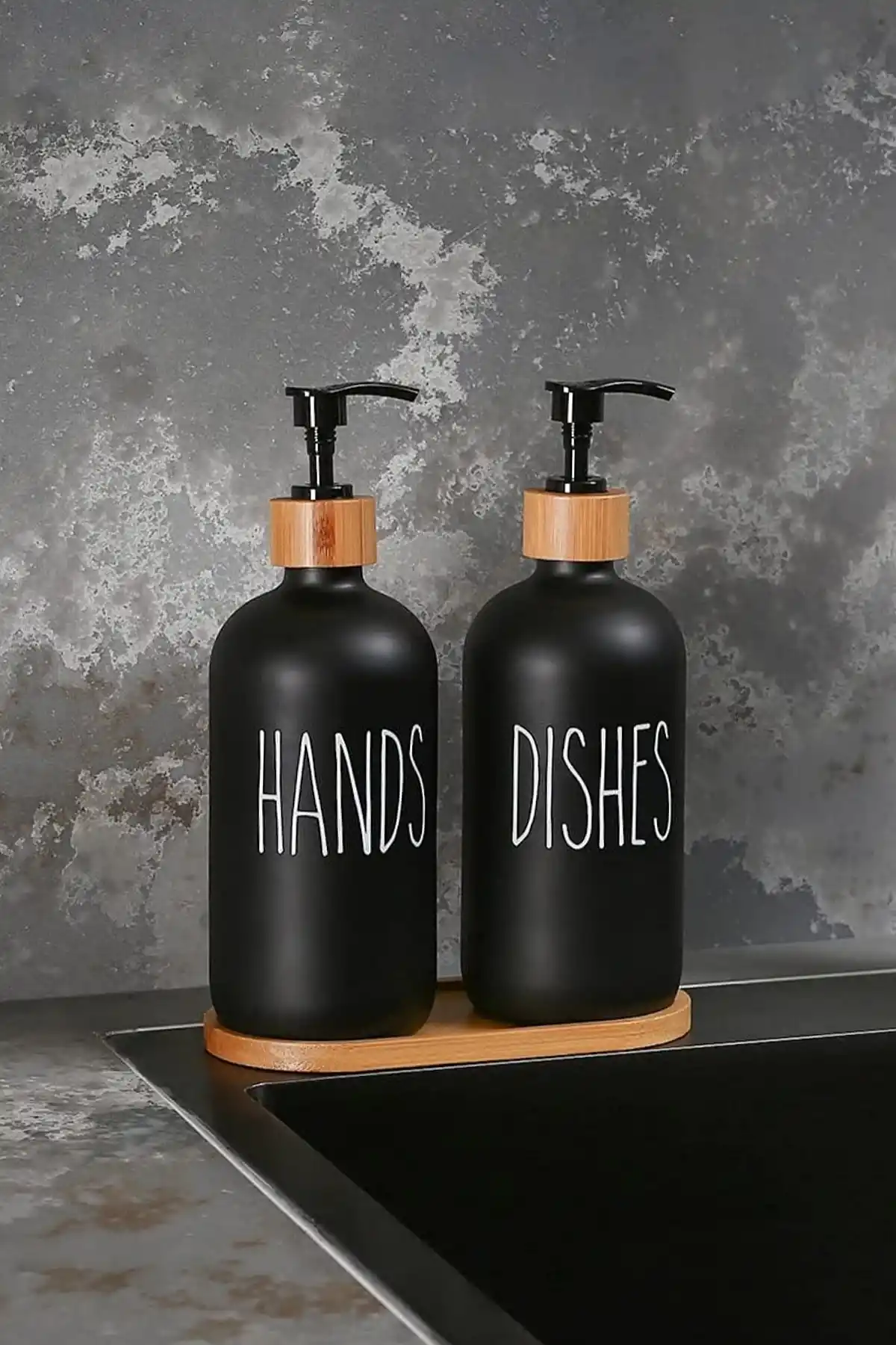 2’li Hands Dishes Soft Siyah Dekoratif Mutfak Banyo Sıvı Cam Sabunluk Seti 500ml Bambu Stantlı Set