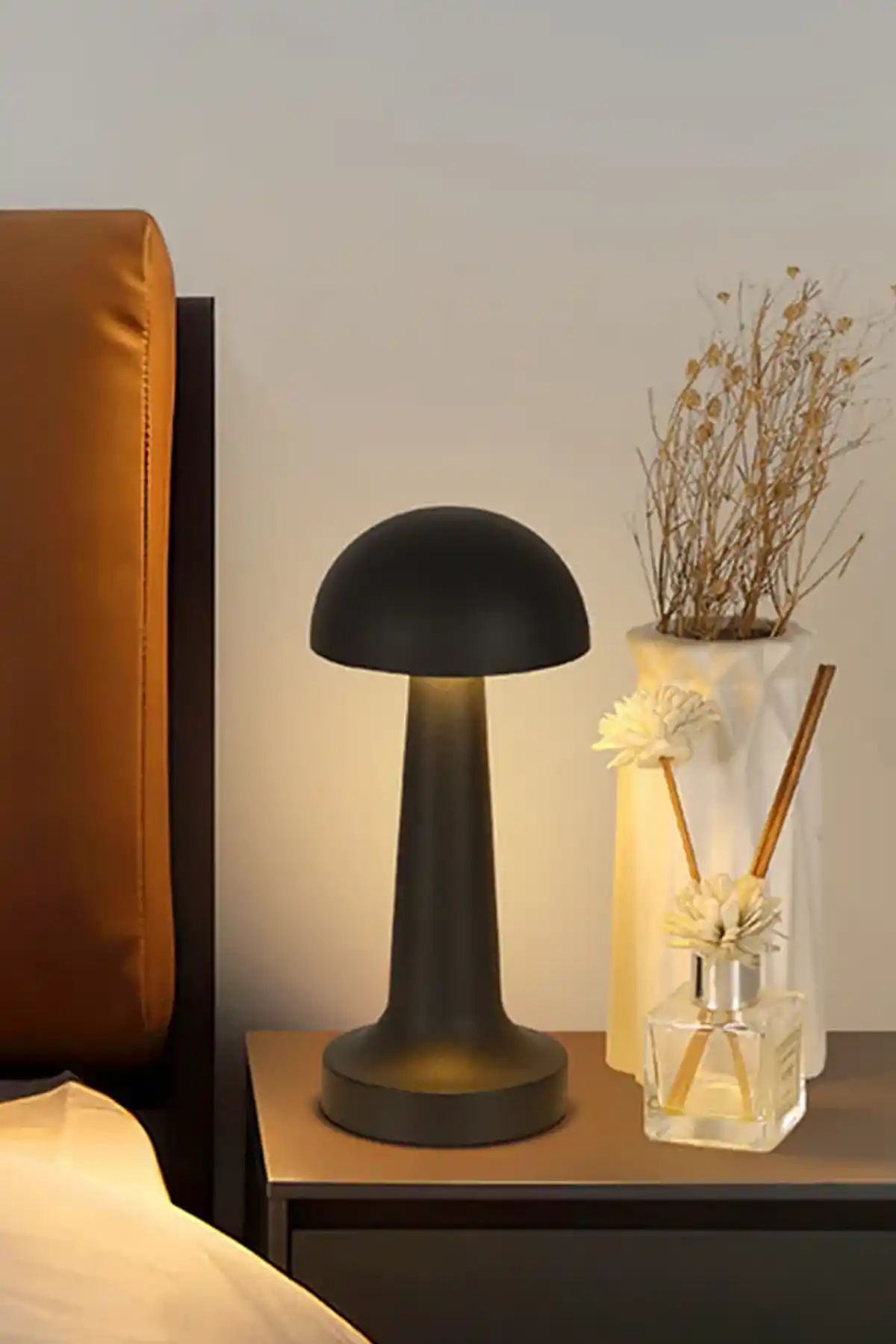 Mantar Model Retro Masa Lambası Siyah Dimmerli Şarjlı Dekoratif Masaüstü Dekoratif Mantar Lamba