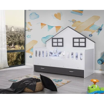 Benny Montessori Karyola