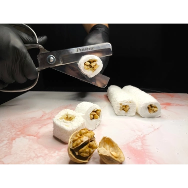 Sultan Cevizli Sarma Lokum 700g, Premium Metal Kutuda Türk Lokumu