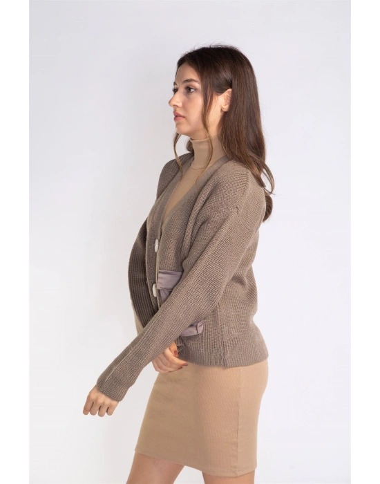 Cep ve Düğme Detaylı Hırka-VİZON