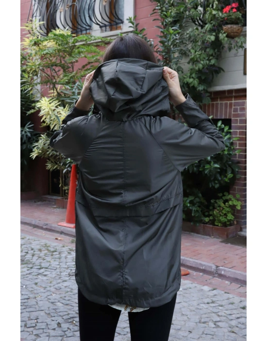 Kapüşonlu Kordonlu Yağmurluk - HAKİ