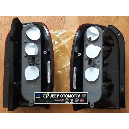 2002 - 2007 Jeep Cherokee (KJ) Sağ - Sol Stop (3 Duylu)