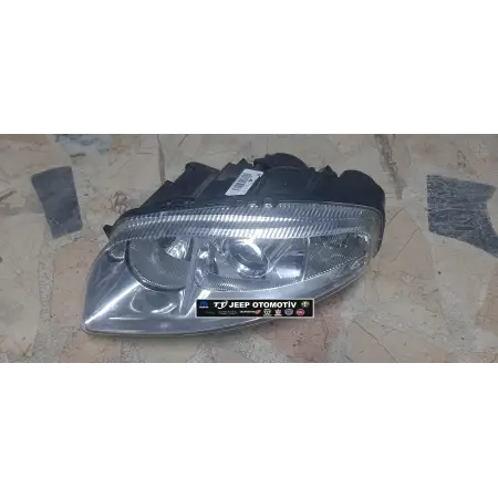 2003 - 2010 Alfa Romeo GT sol ön far 60681586 - 2.El Ürün