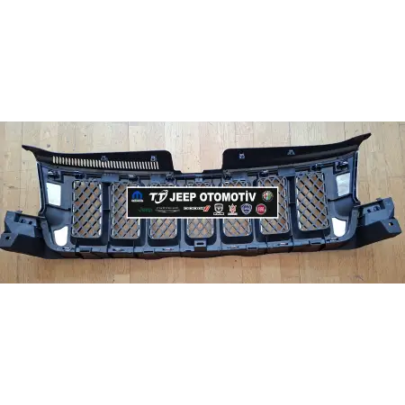 2011 - 2013 Jeep Grand Cherokee Ön Izgara Panjur 55079377AC -55079377AE-55079377AD OEM