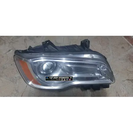 2012 - 2013 Lancia Thema Sağ Far K68042154AE 68042154AE - 2.El