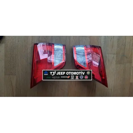2013 Jeep Grand Cherokee sağ/sol stop 57010274AF 57010275AF - 2.El Ürün