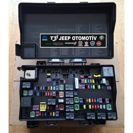 2014 - 18 Jeep Grand Cherokee WK Sigorta Kutusu 68194607AD Sıfır