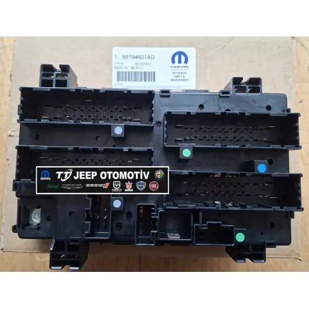 2014 - 18 Jeep Grand Cherokee WK Sigorta Kutusu 68194607AD Sıfır