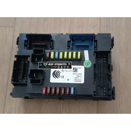 2014 - 2018 Jeep Renegade Body Beyni (BCM) 52004412