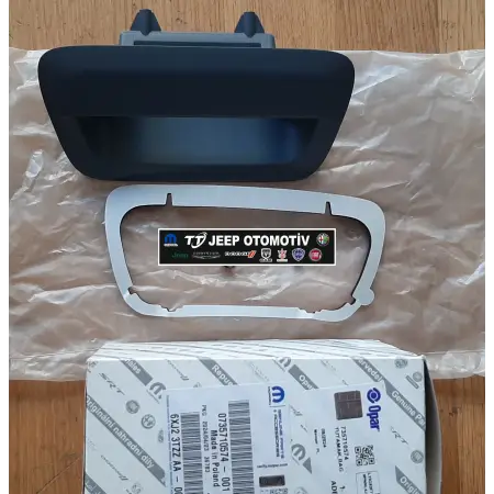 2014 - 2022 Jeep Renegade Bagaj Kapağı Tutamağı 735710574