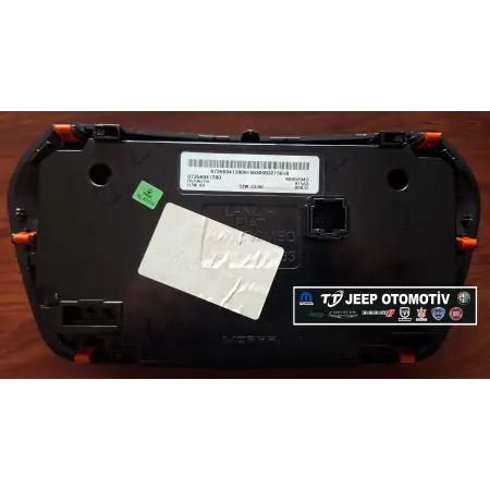 2018 - 2025 Jeep Renegade Klima Kontrol Kumandaları 735694128 - 2.El