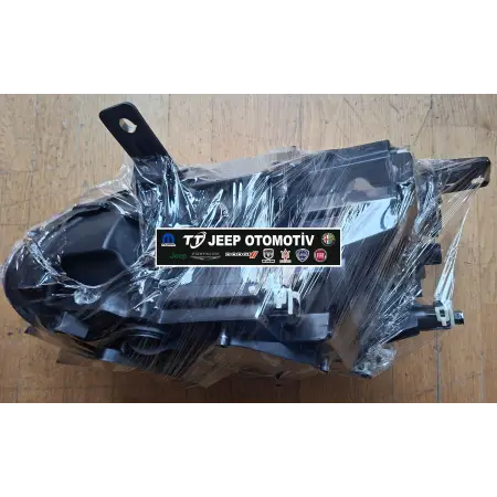 Alfa Romeo Giulietta Sağ Ön Far - OEM -